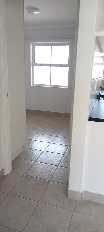 To Let 2 Bedroom Property for Rent in Maitland Western Cape